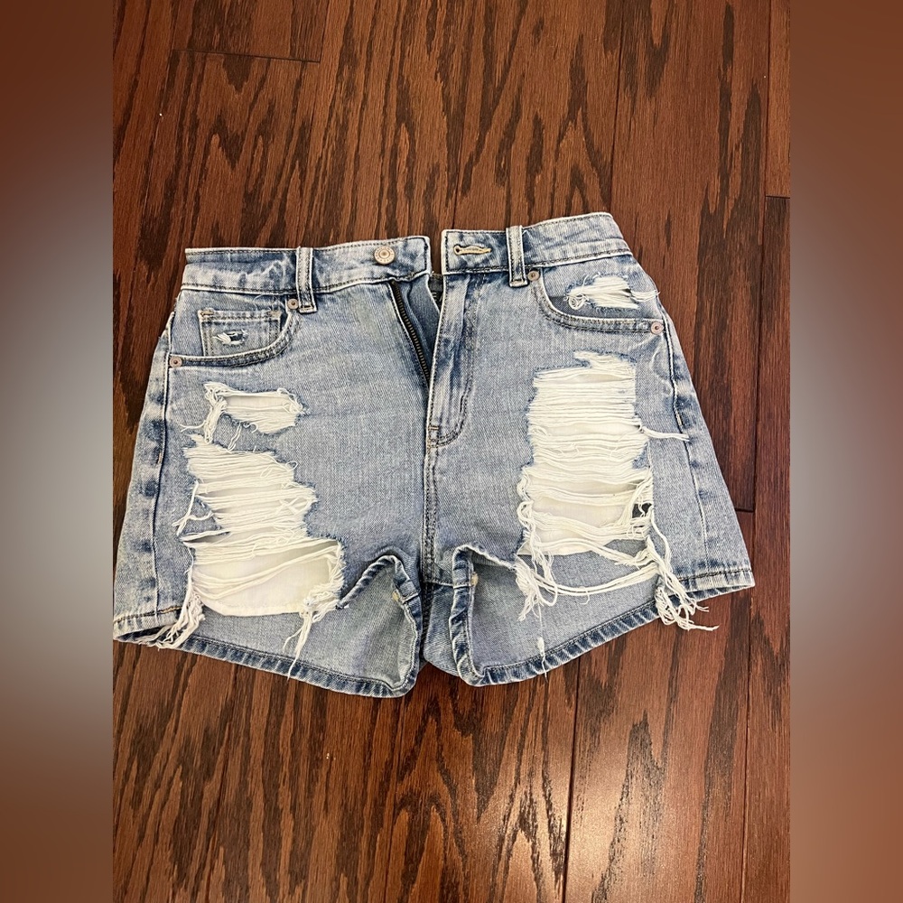 American Eagle Mom Short
